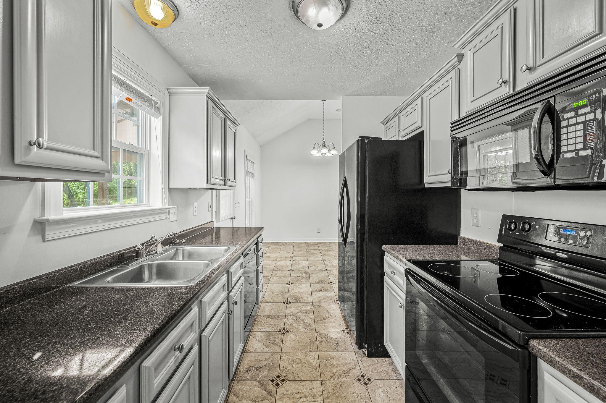 216 Juanita Dr