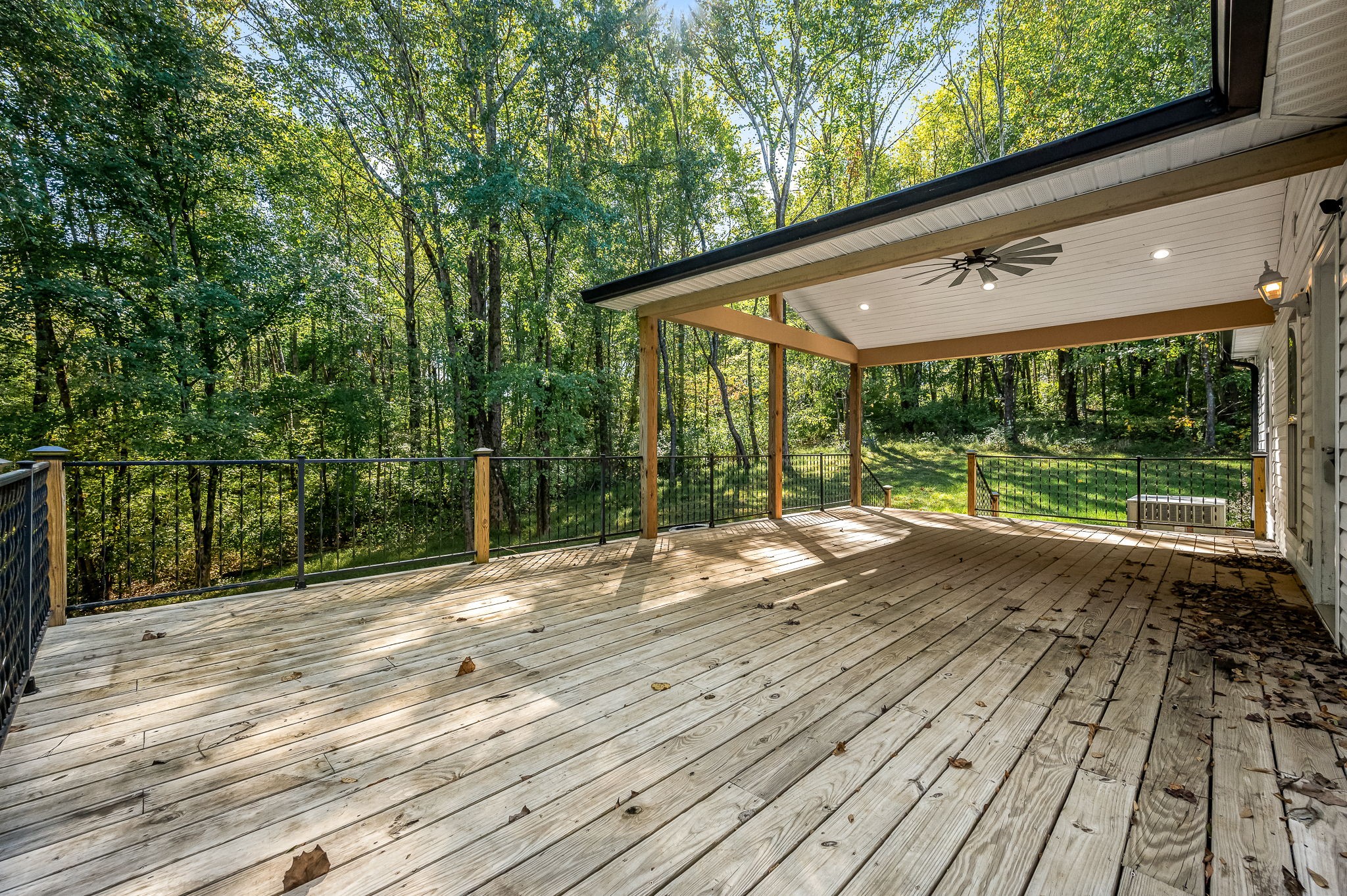 216 Juanita Dr