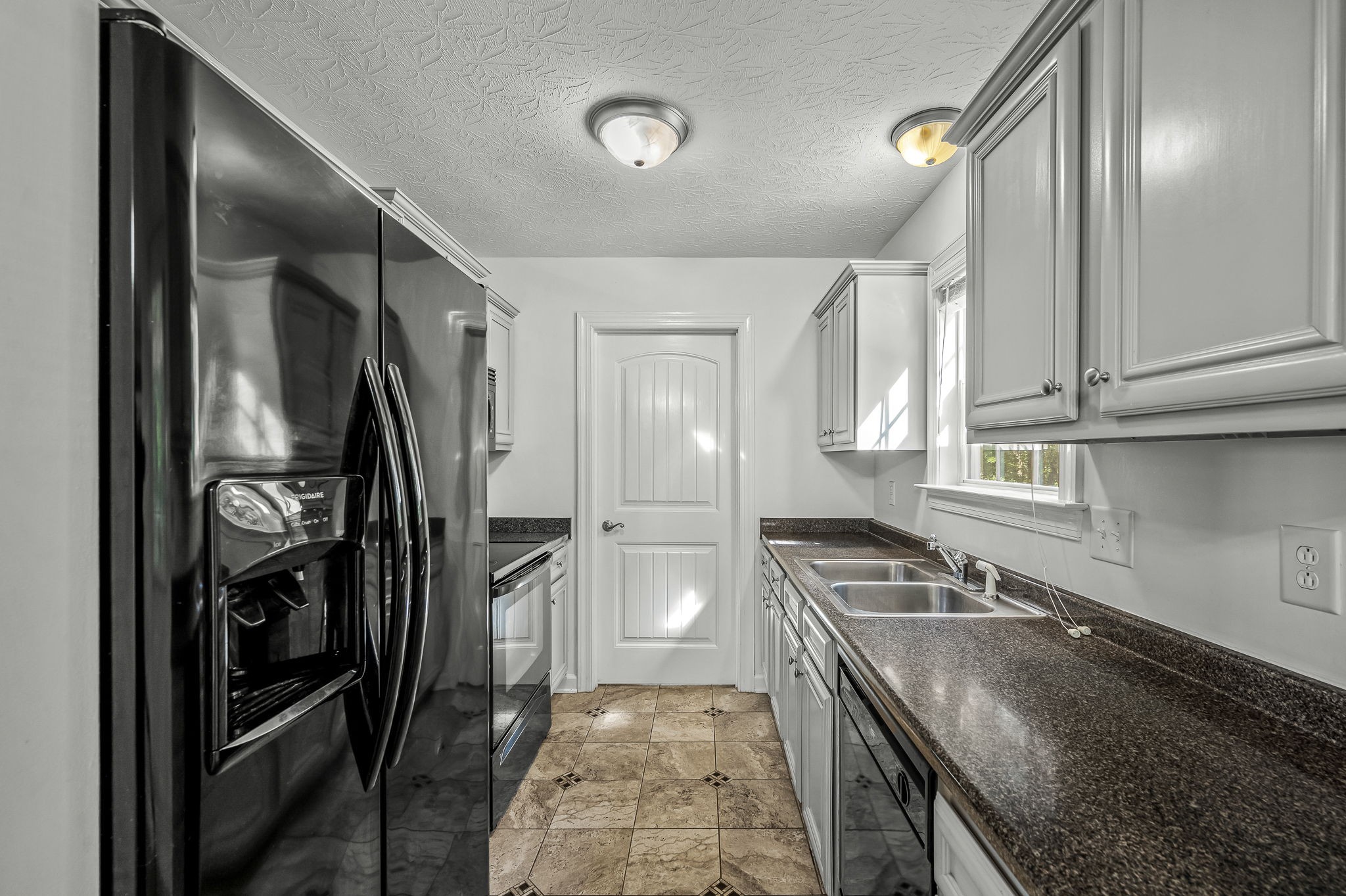 216 Juanita Dr