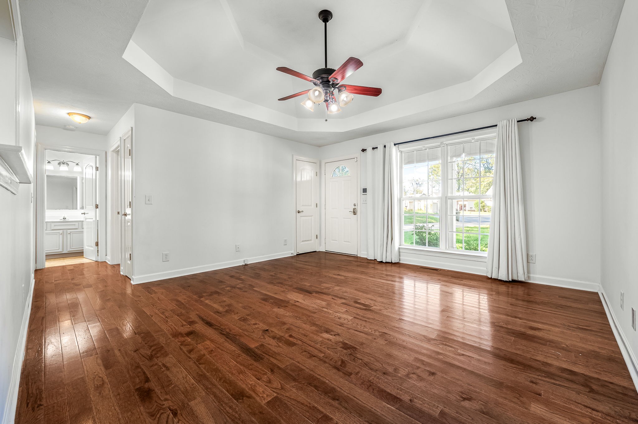 216 Juanita Dr
