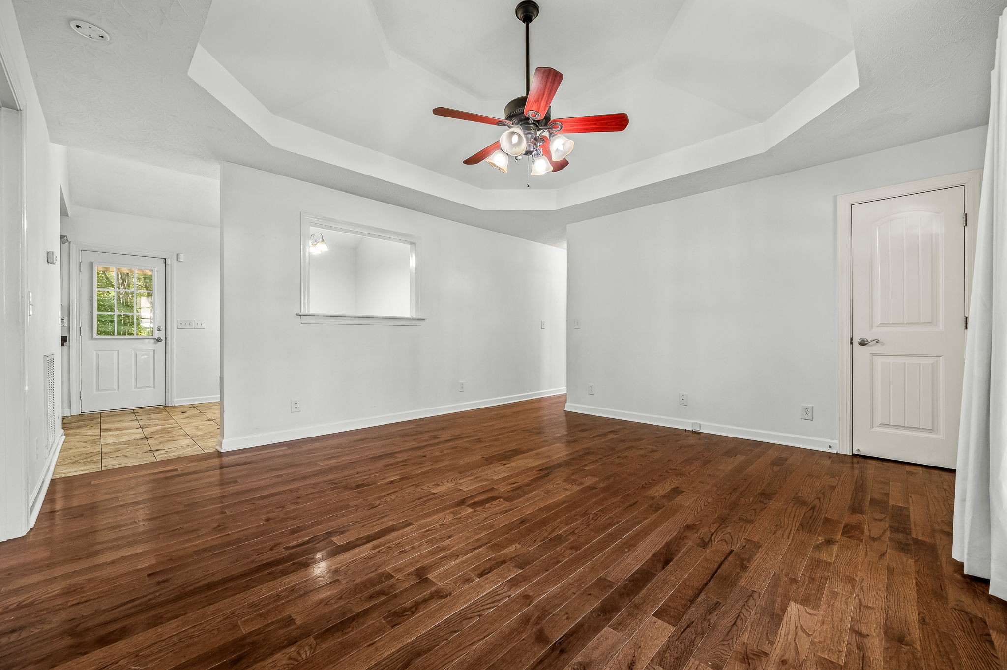 216 Juanita Dr