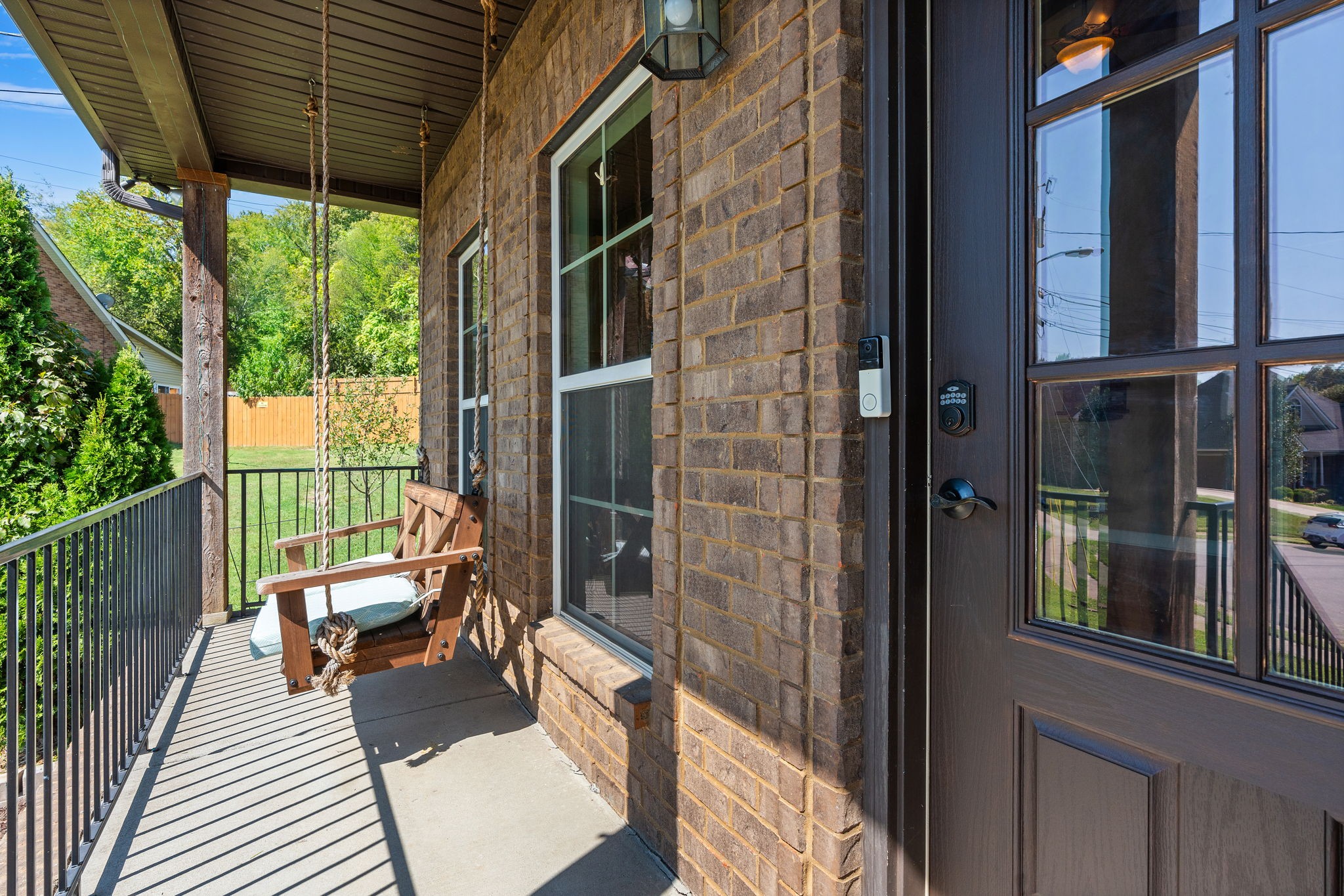 2016 W McLaughlin St