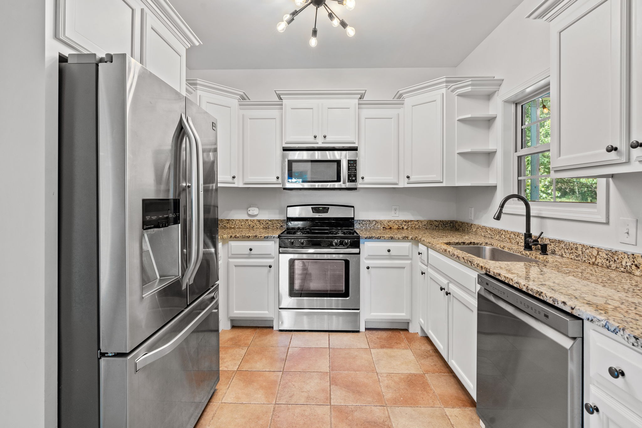 2016 W McLaughlin St