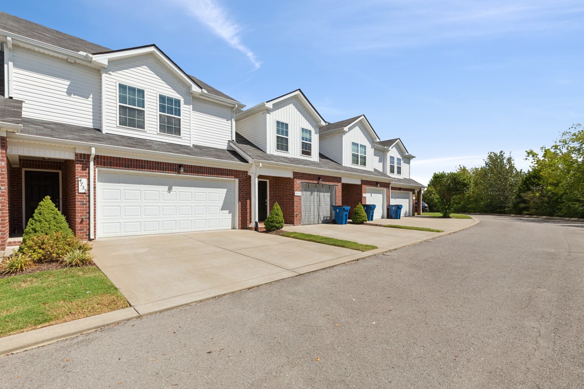 4735 Chelanie Circle
