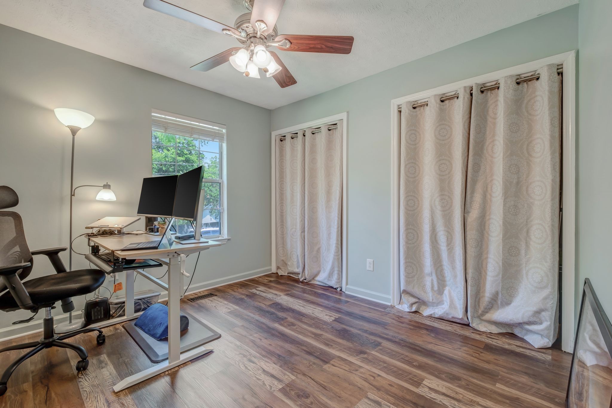 1255 Hillwood Ct