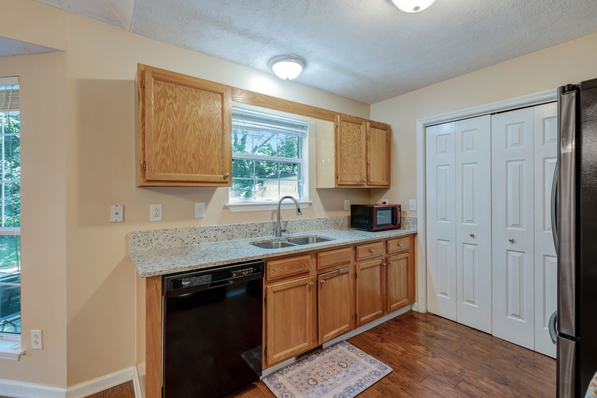 1255 Hillwood Ct