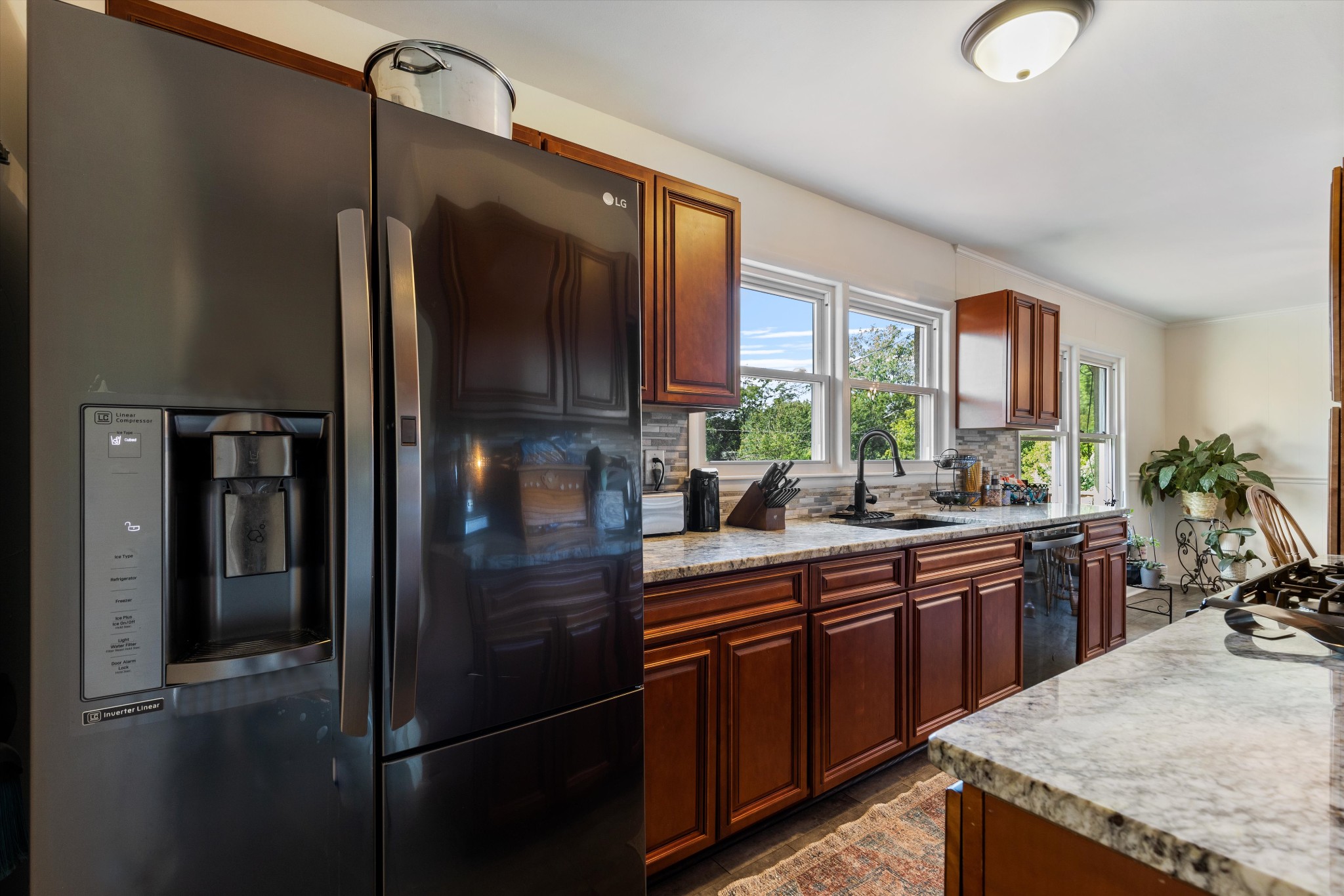 1200 Whitney Dr