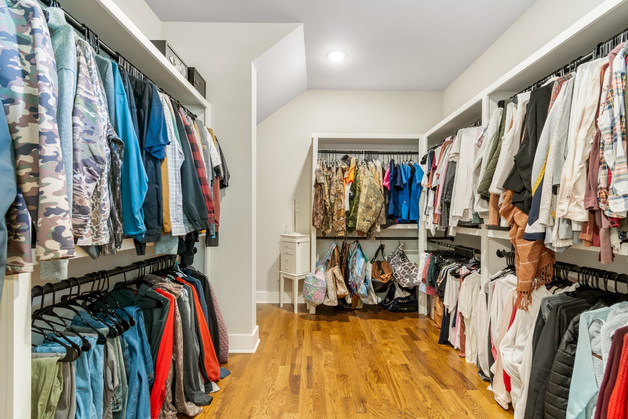 636 Weeping Willow Rd