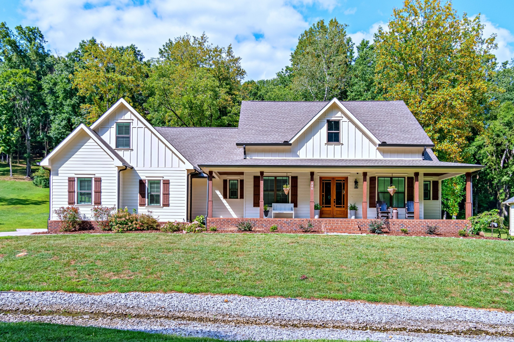 636 Weeping Willow Rd