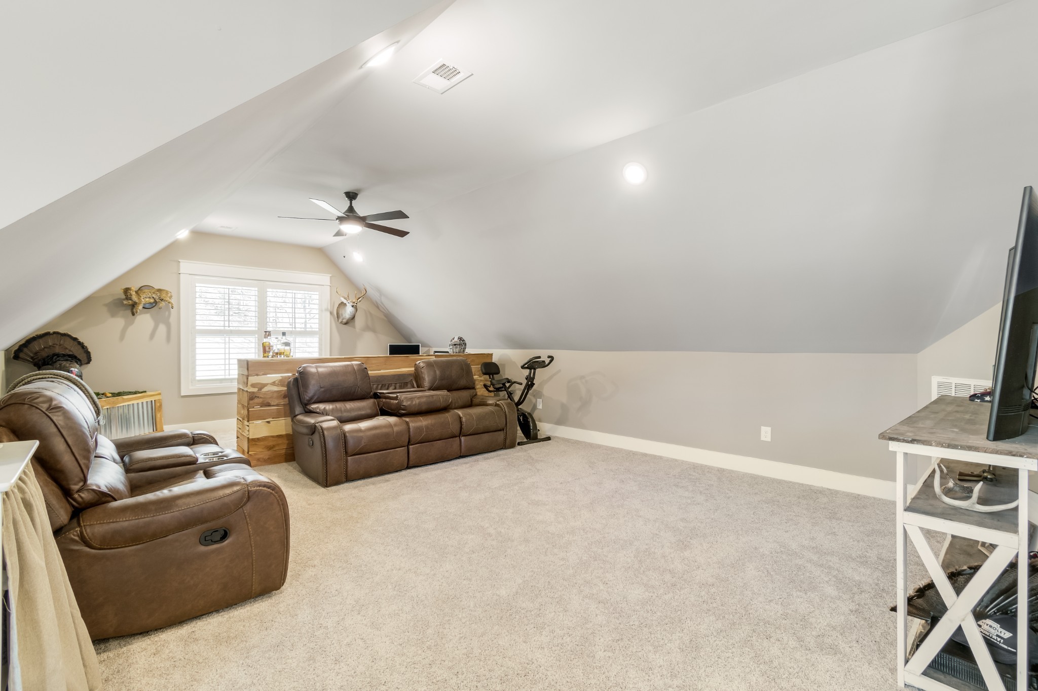 636 Weeping Willow Rd