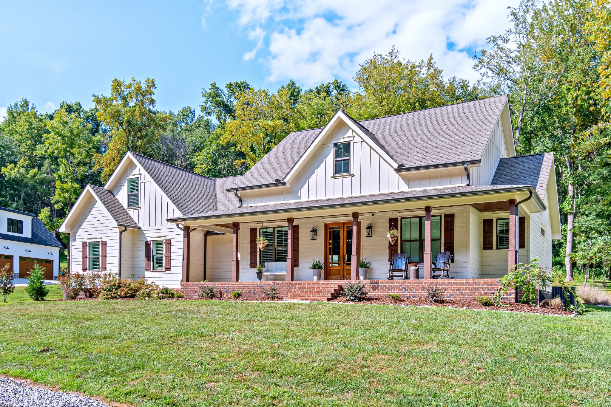 636 Weeping Willow Rd