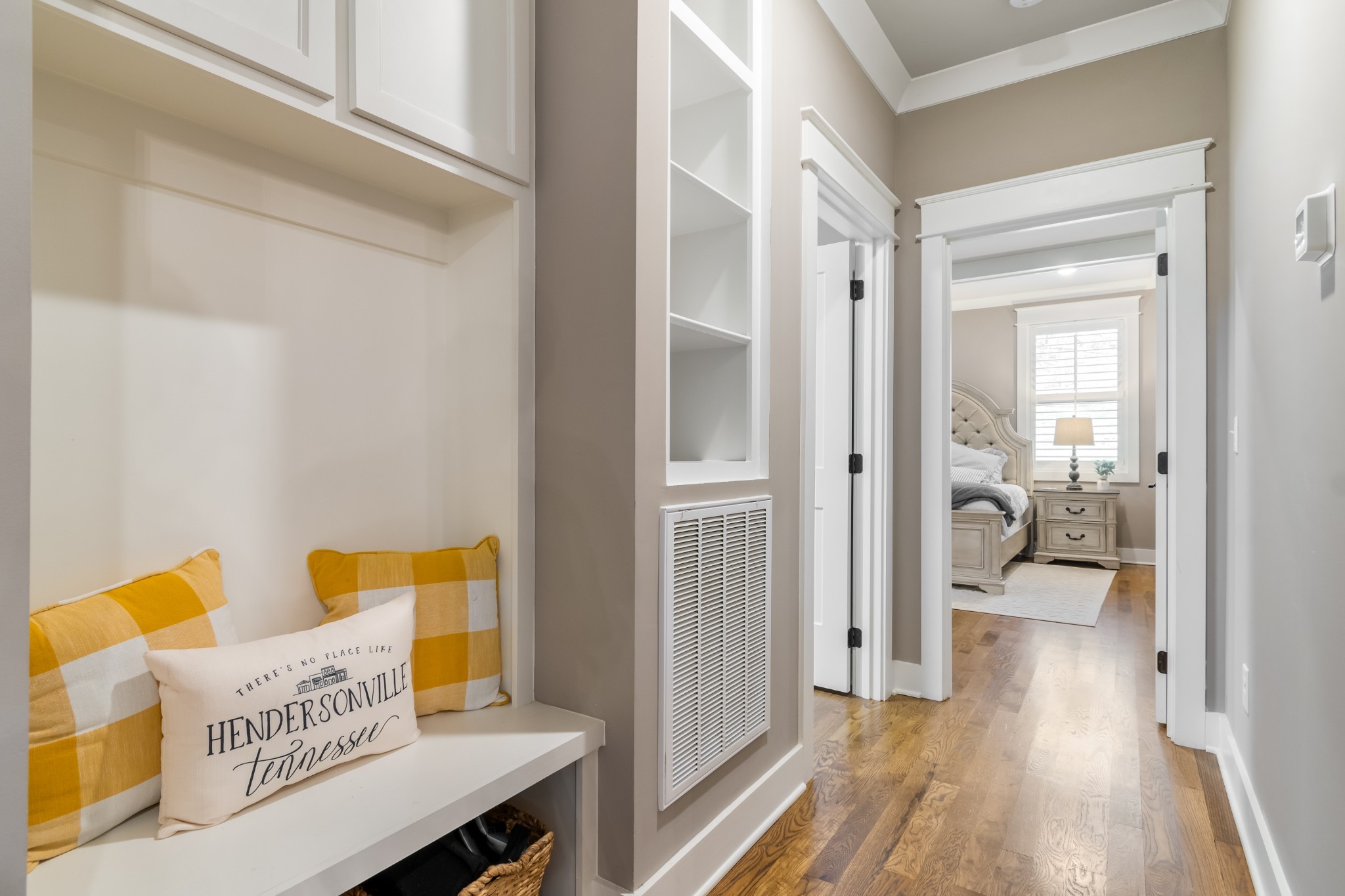 636 Weeping Willow Rd