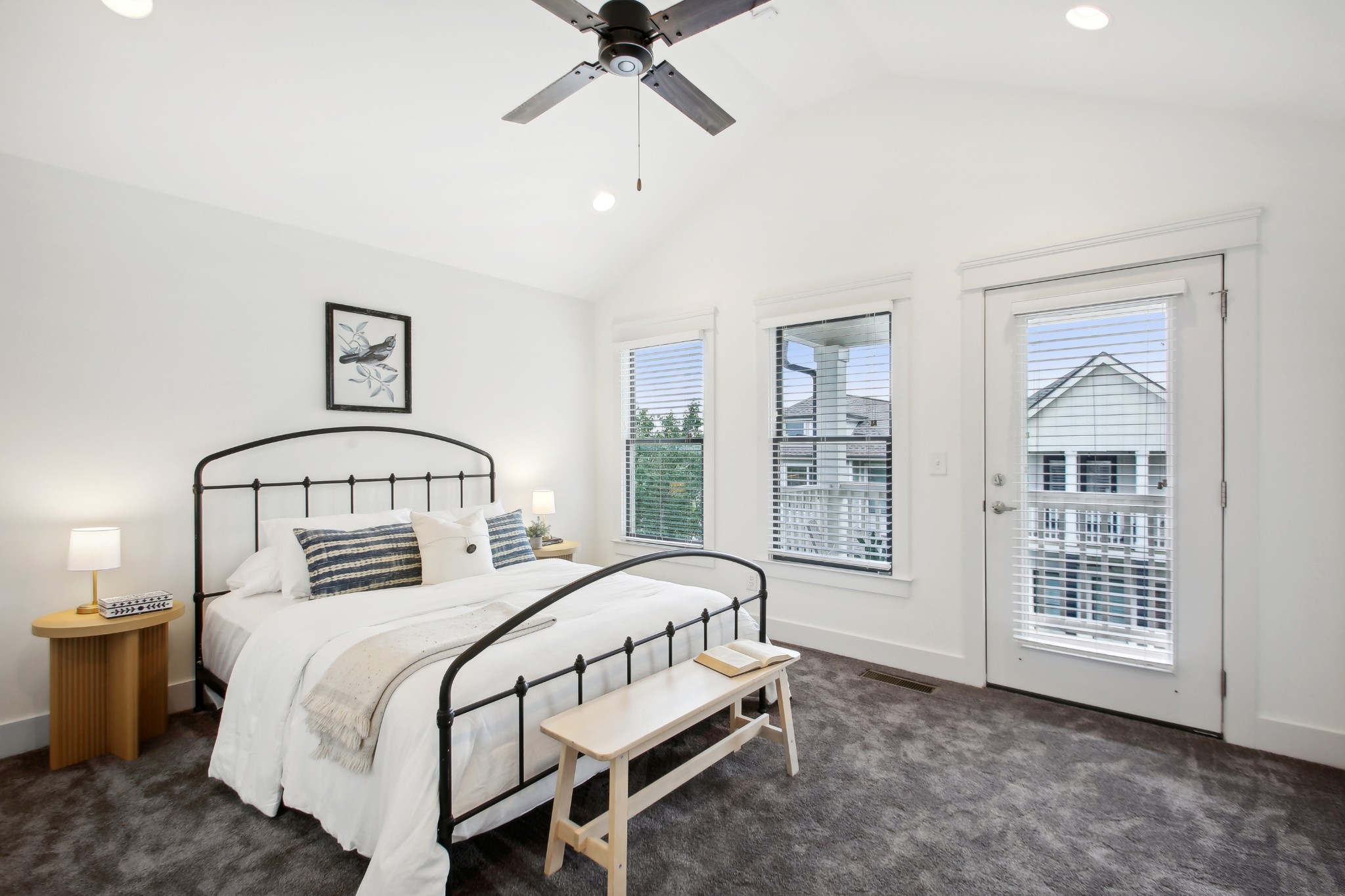 306 Artisan Ln