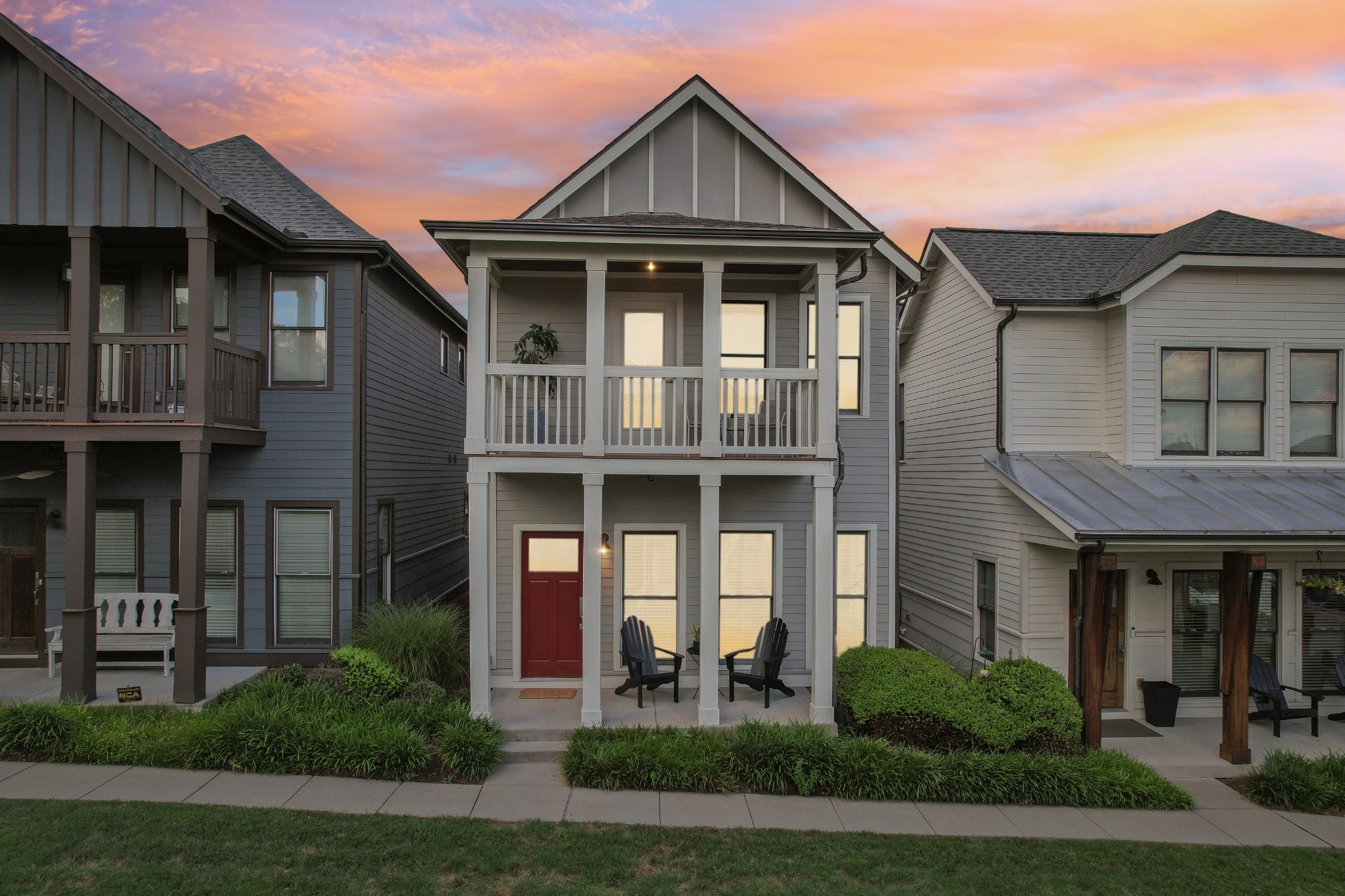 306 Artisan Ln