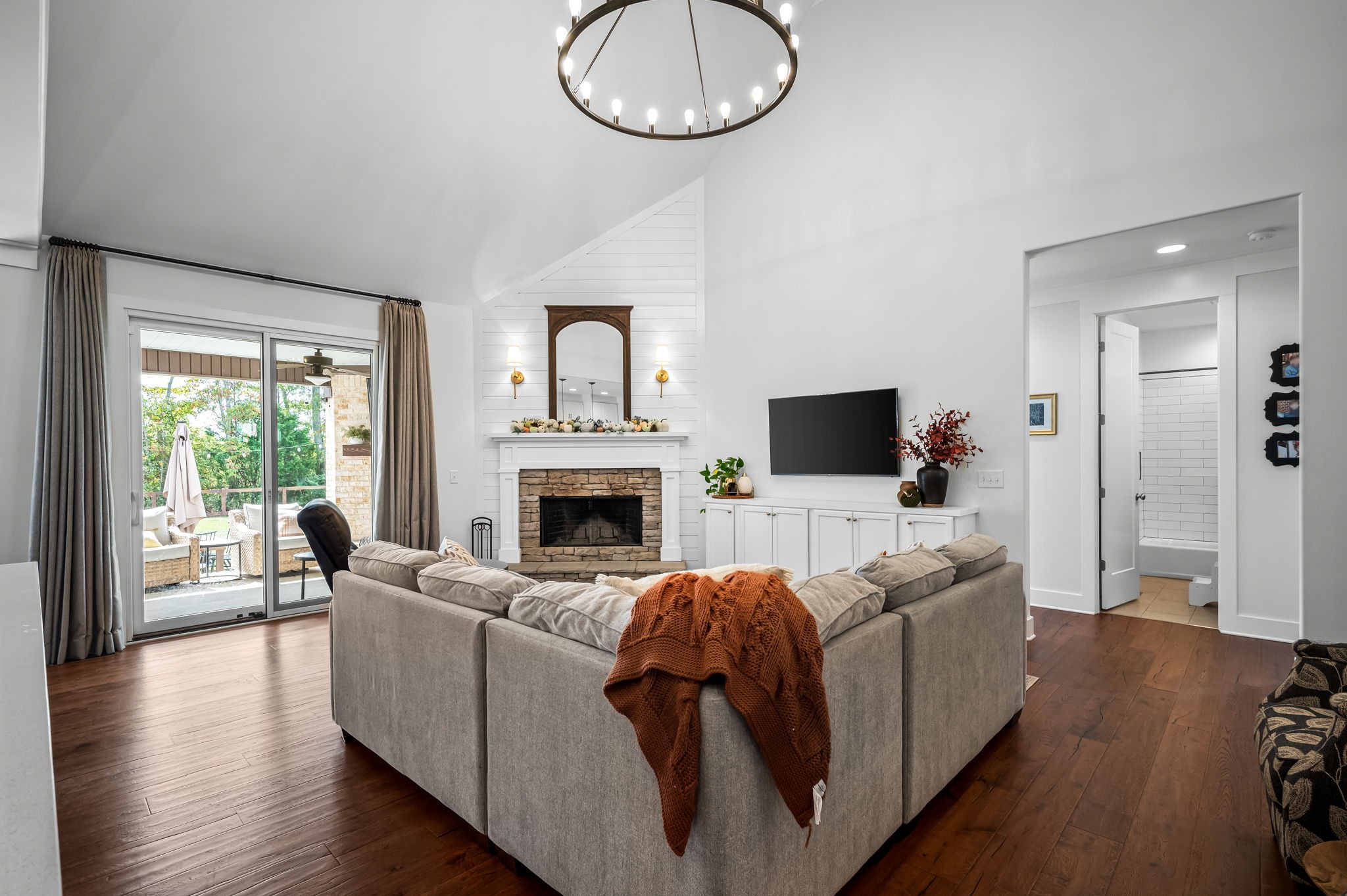 448 Cobblestone Way