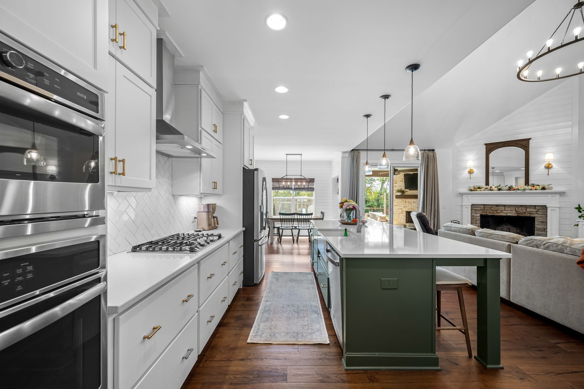 448 Cobblestone Way