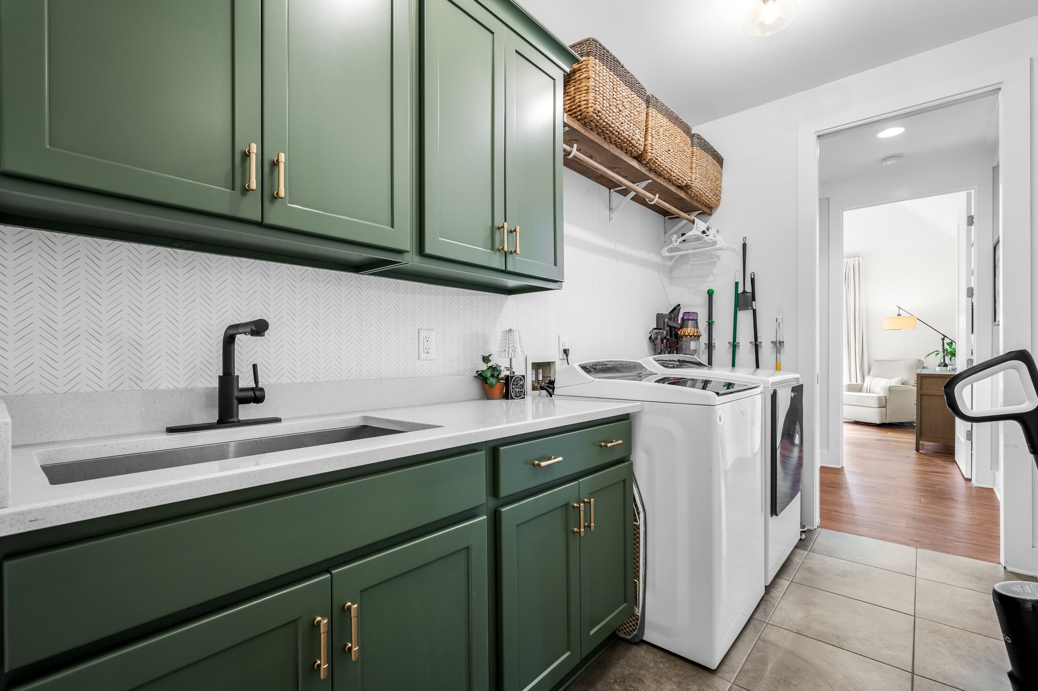 448 Cobblestone Way