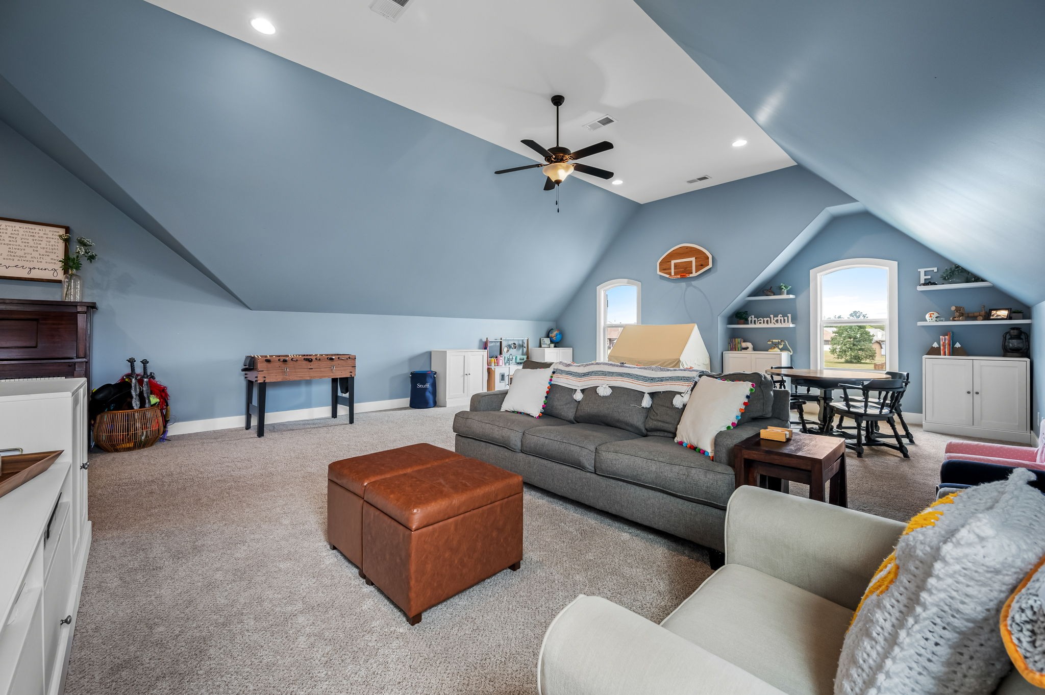 448 Cobblestone Way