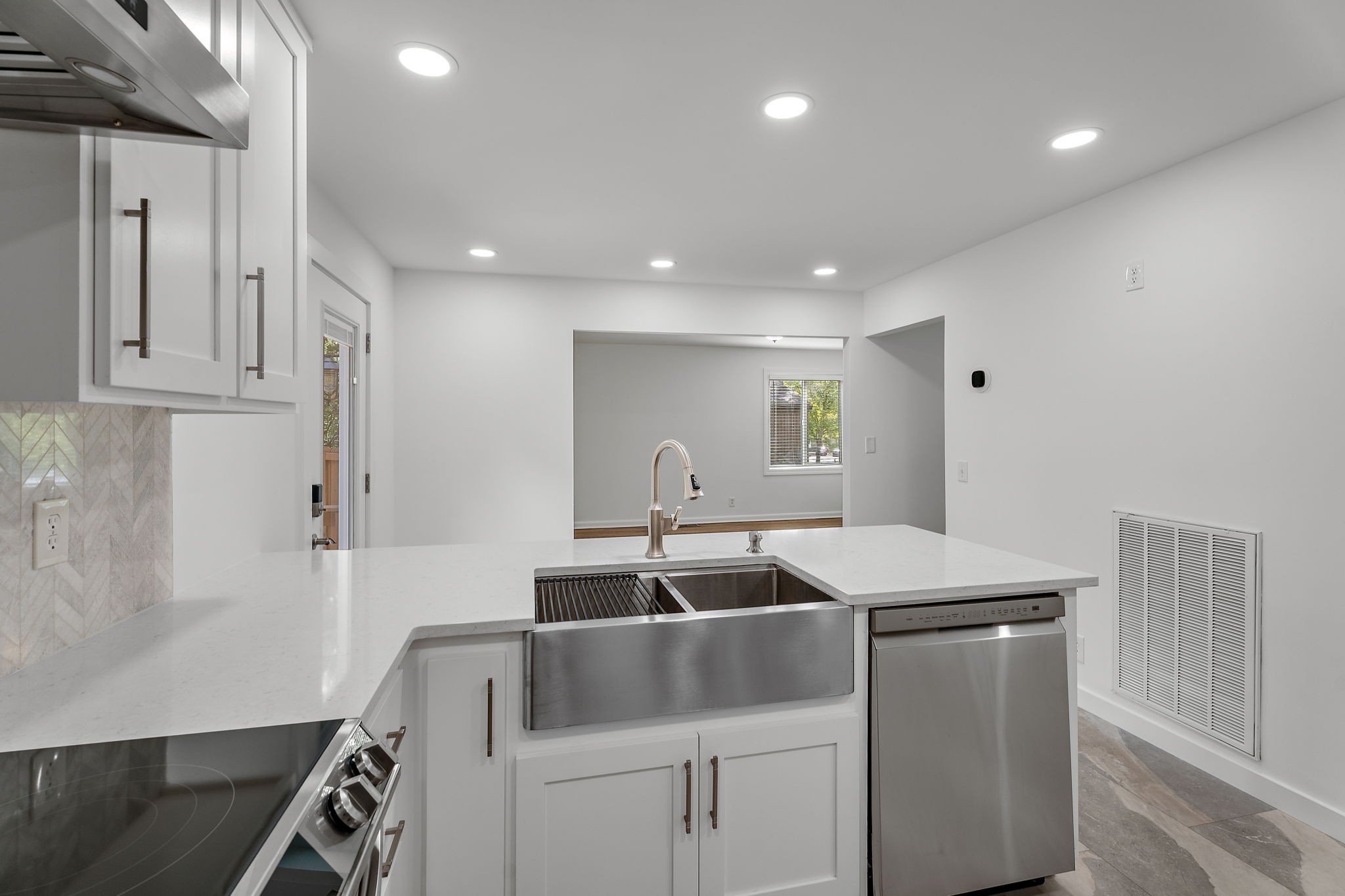 545 Doral Country Drive