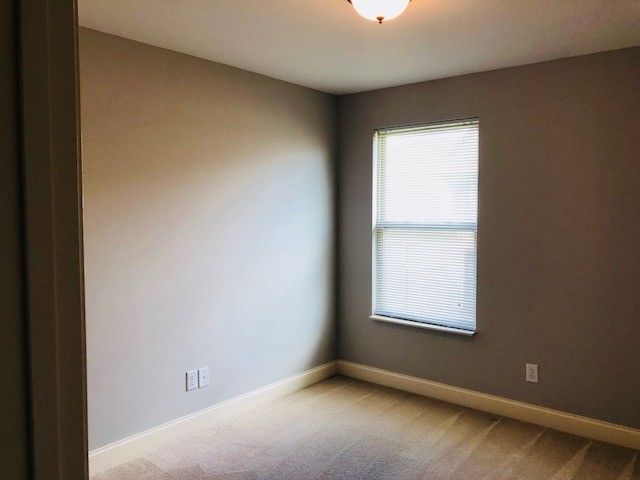 332 Windgrove Ter
