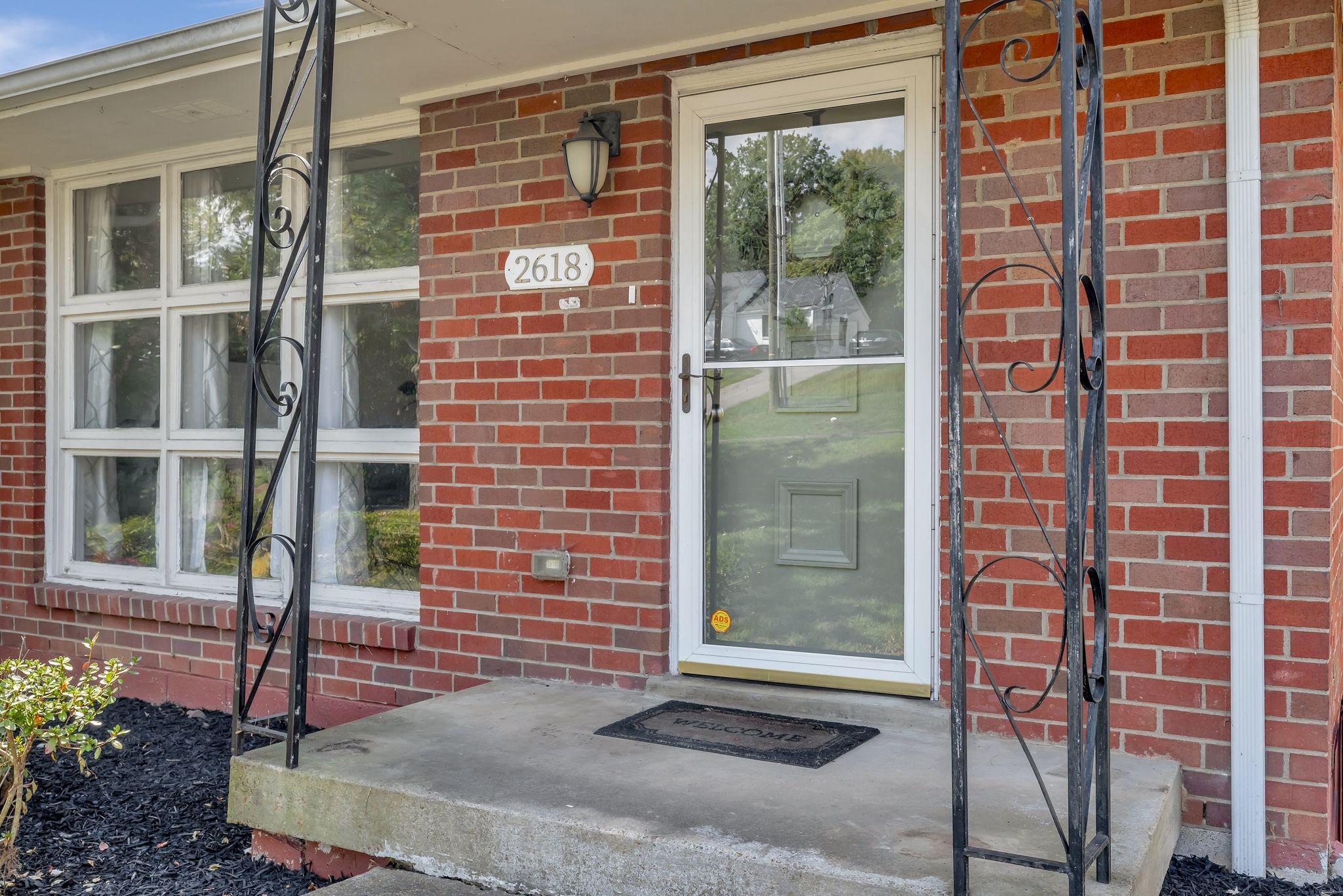 2618 Airpark Dr