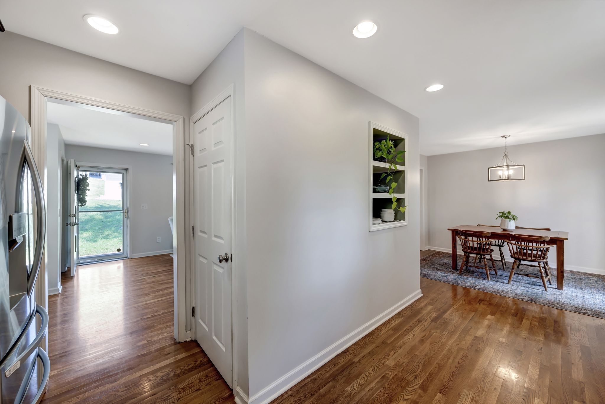 2618 Airpark Dr