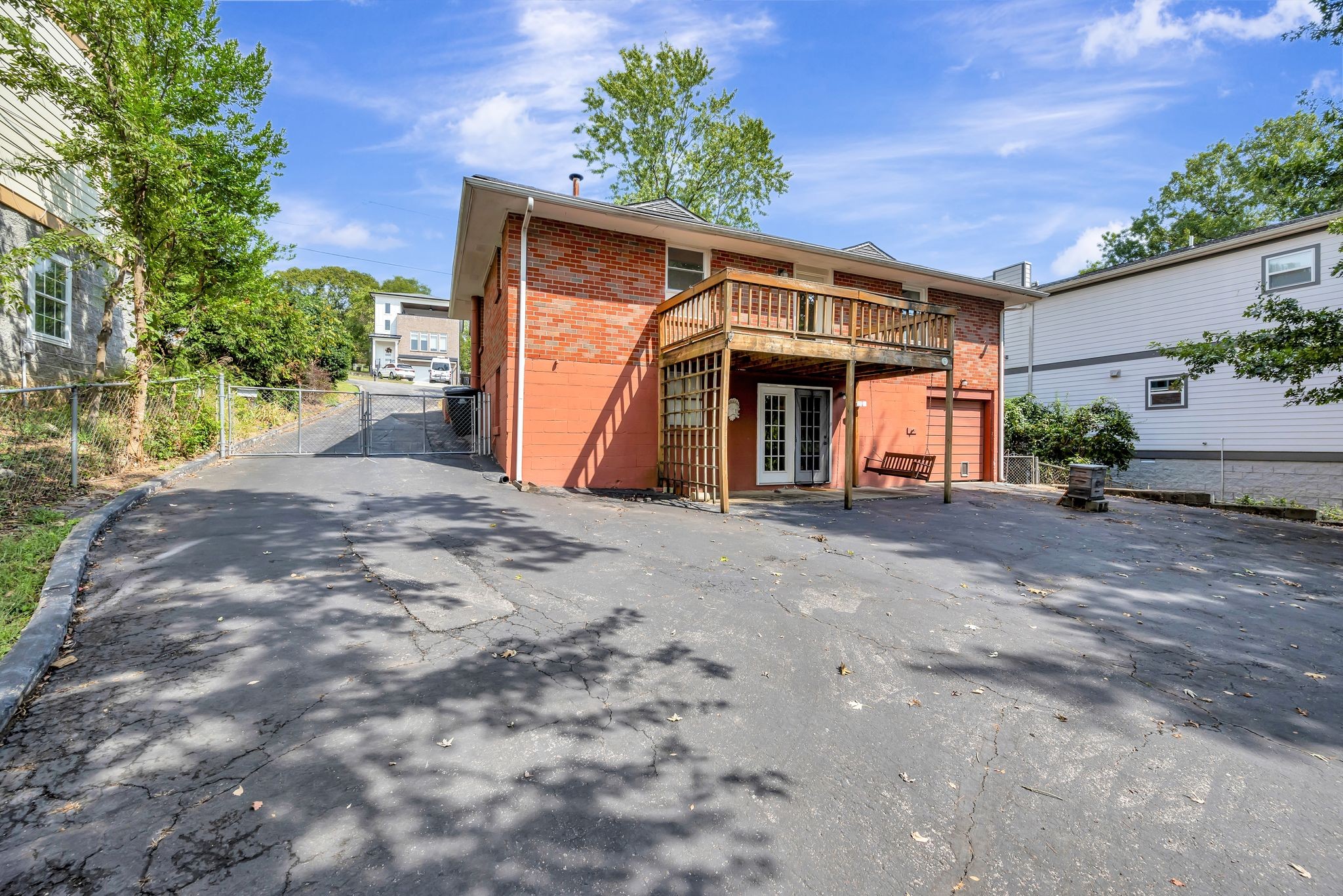 2618 Airpark Dr