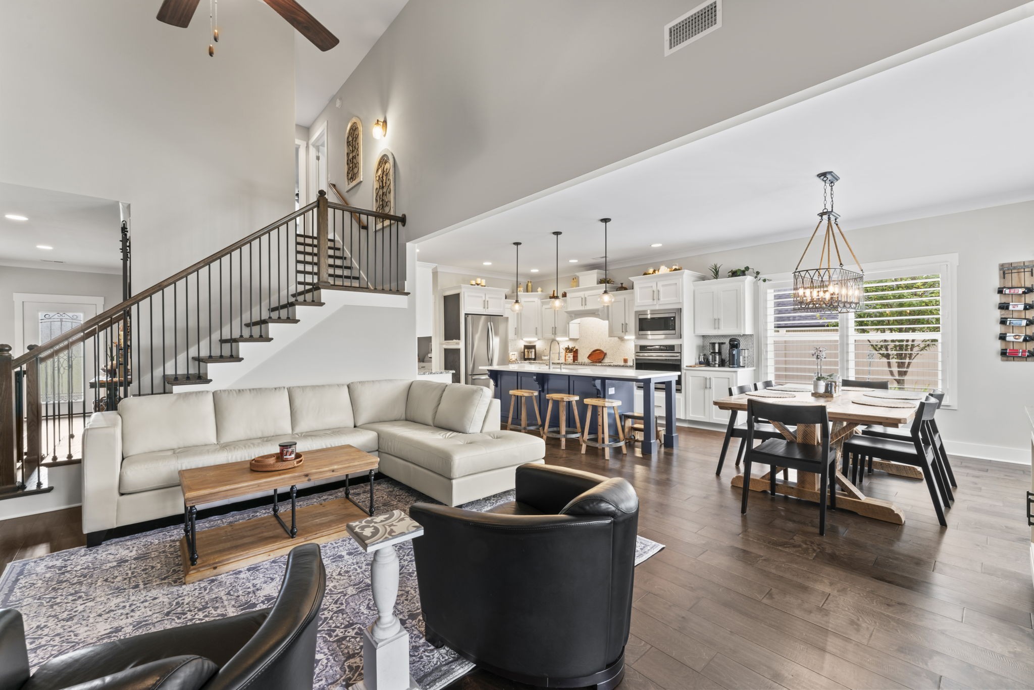1122 Escalade Ct