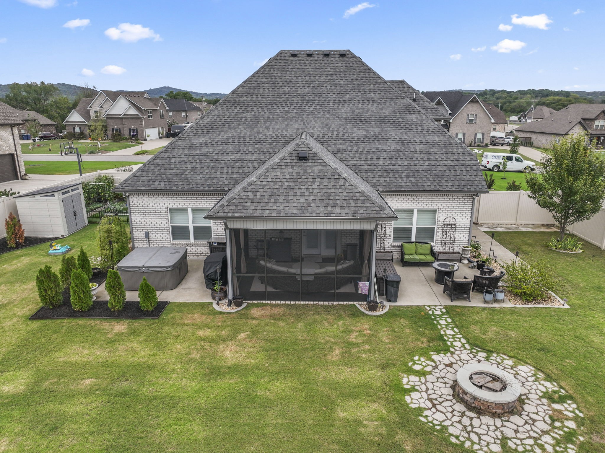 1122 Escalade Ct