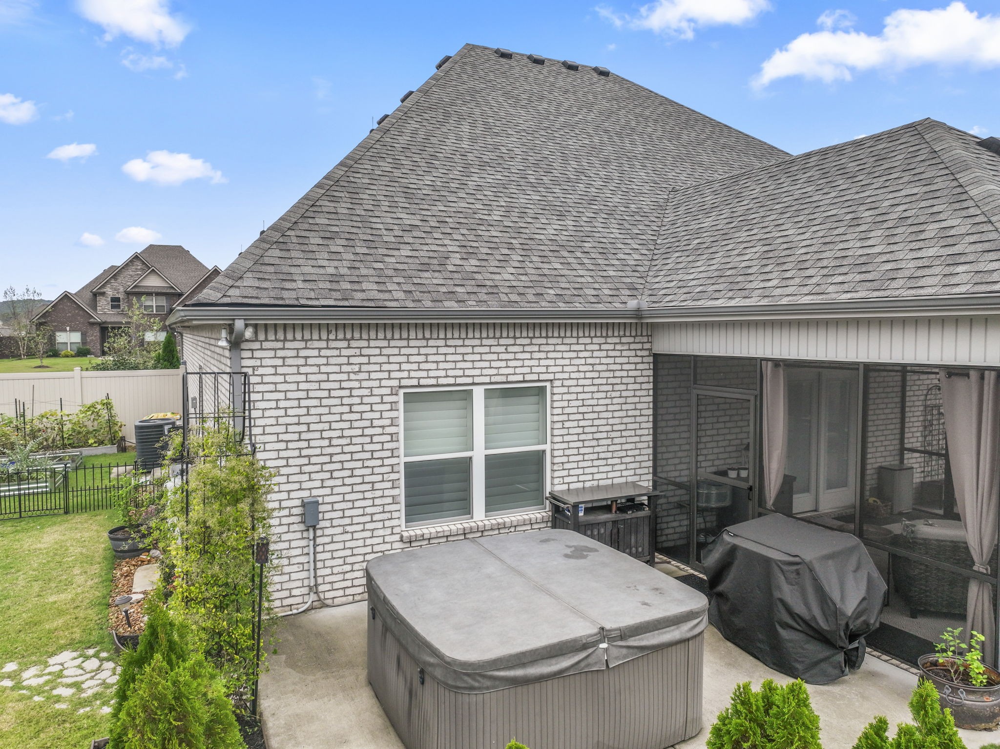 1122 Escalade Ct