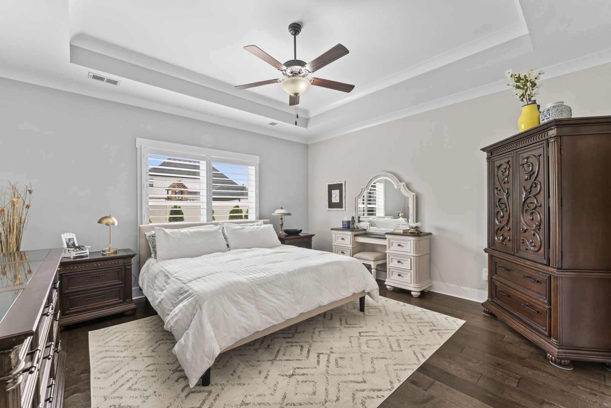 1122 Escalade Ct