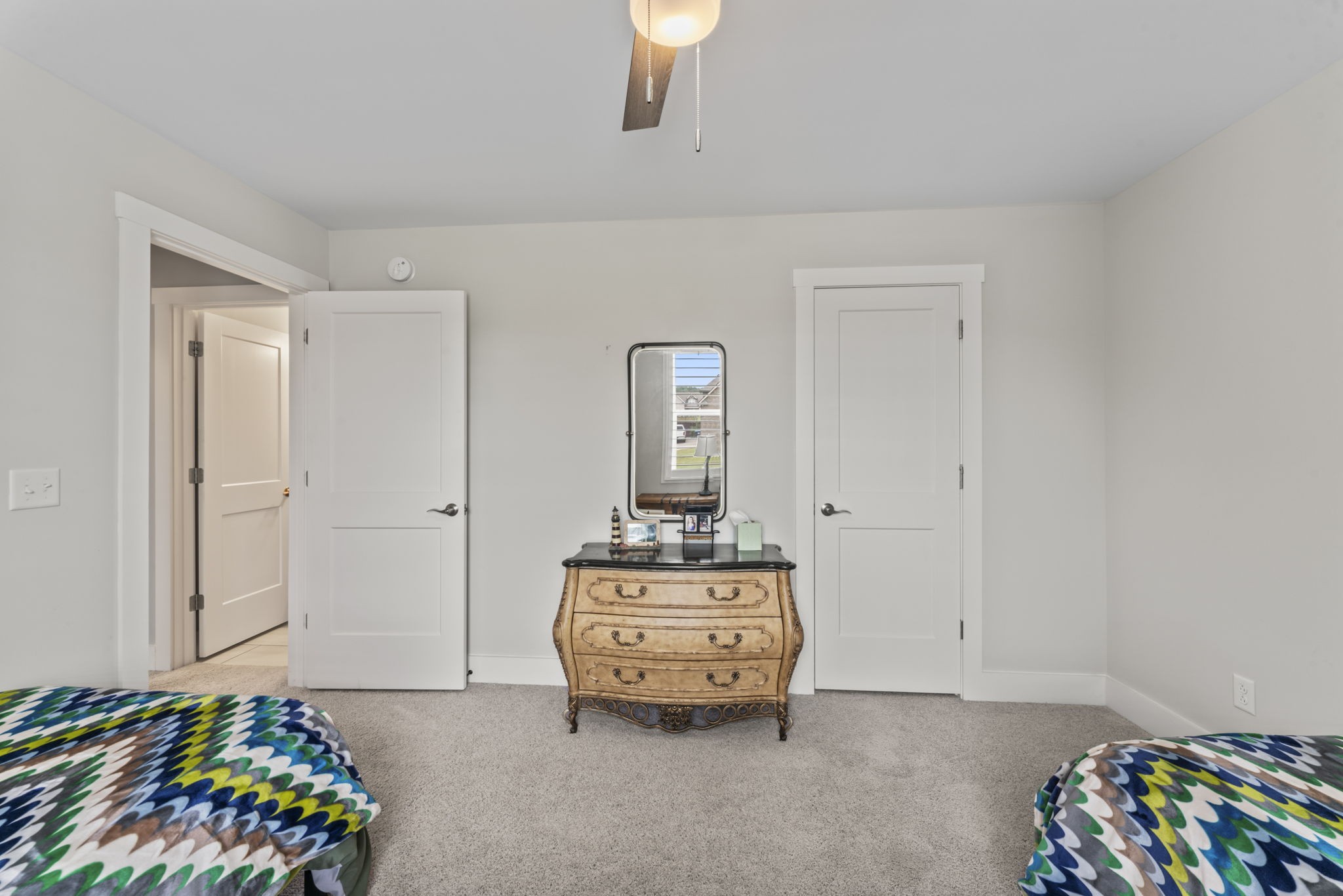 1122 Escalade Ct