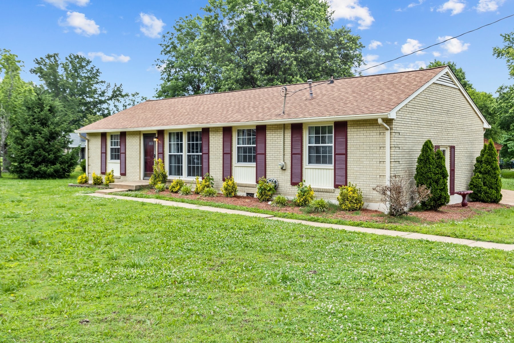 207 Cathy Jo Dr