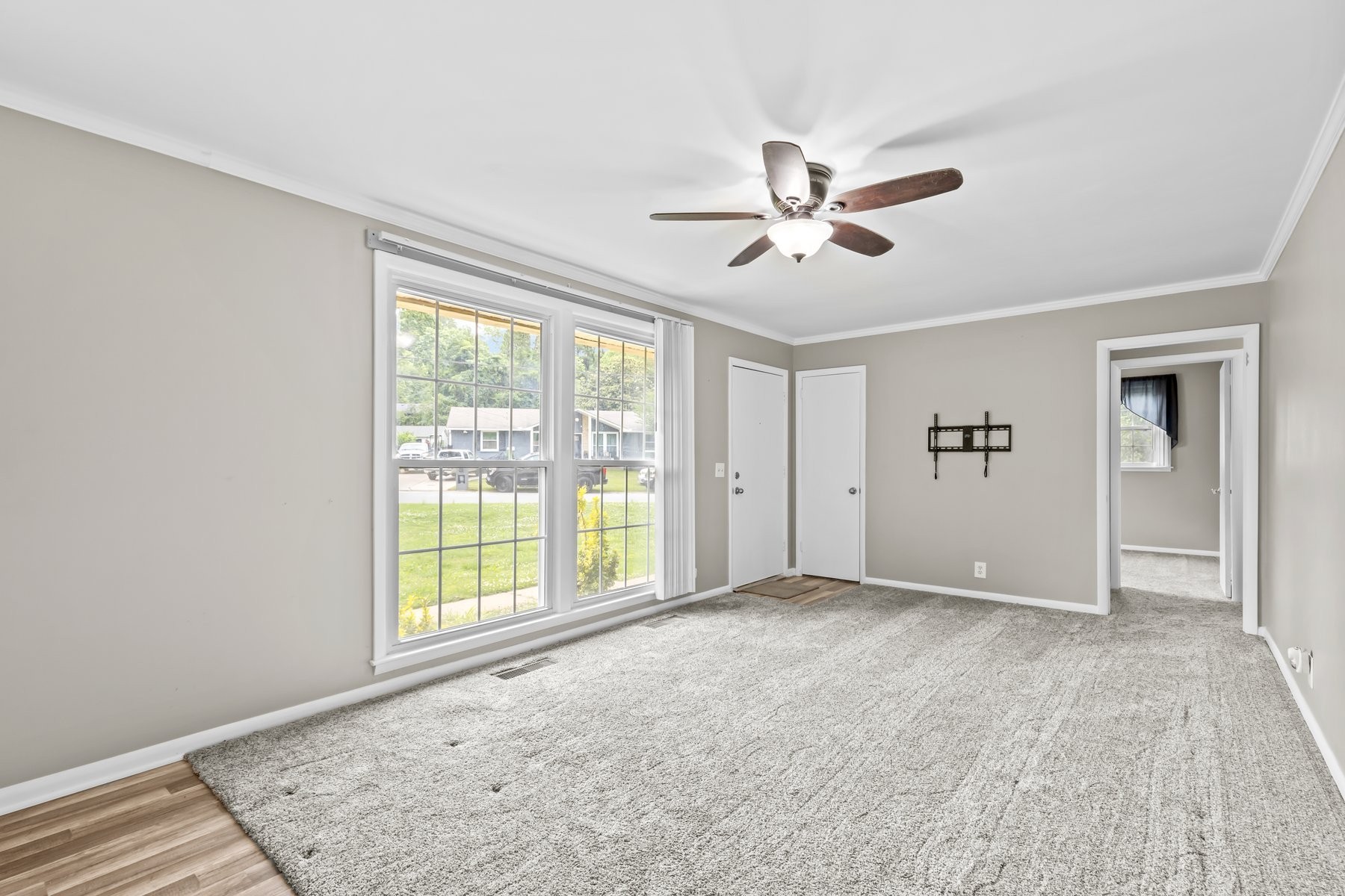 207 Cathy Jo Dr