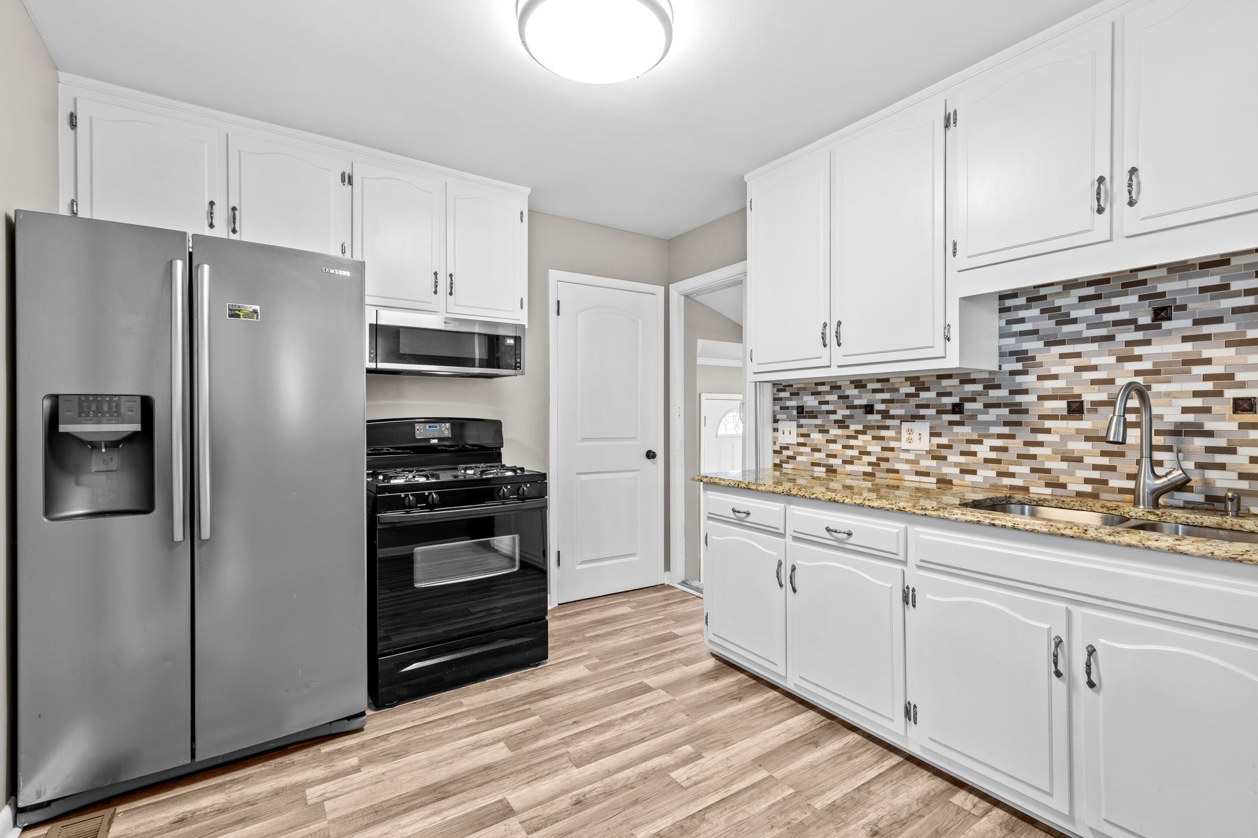 207 Cathy Jo Dr