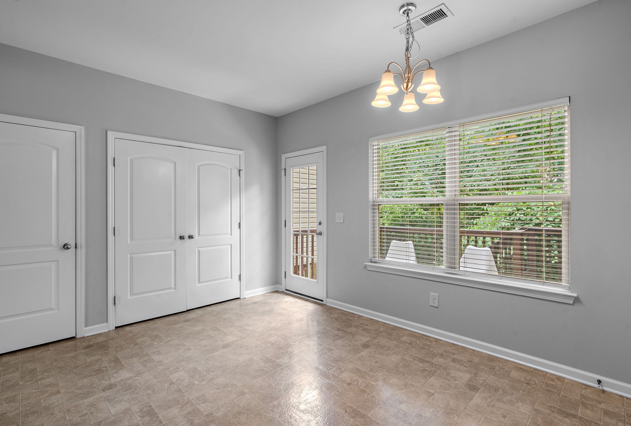 310 Stonecrest Way