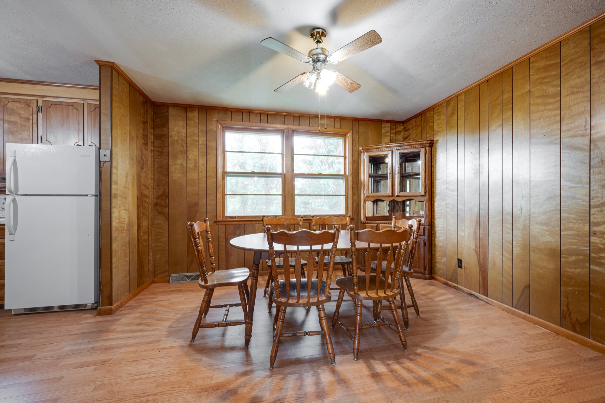 206 Sunset Rd