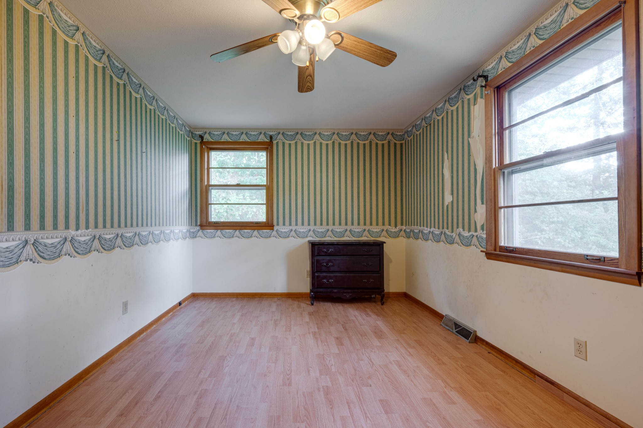 206 Sunset Rd