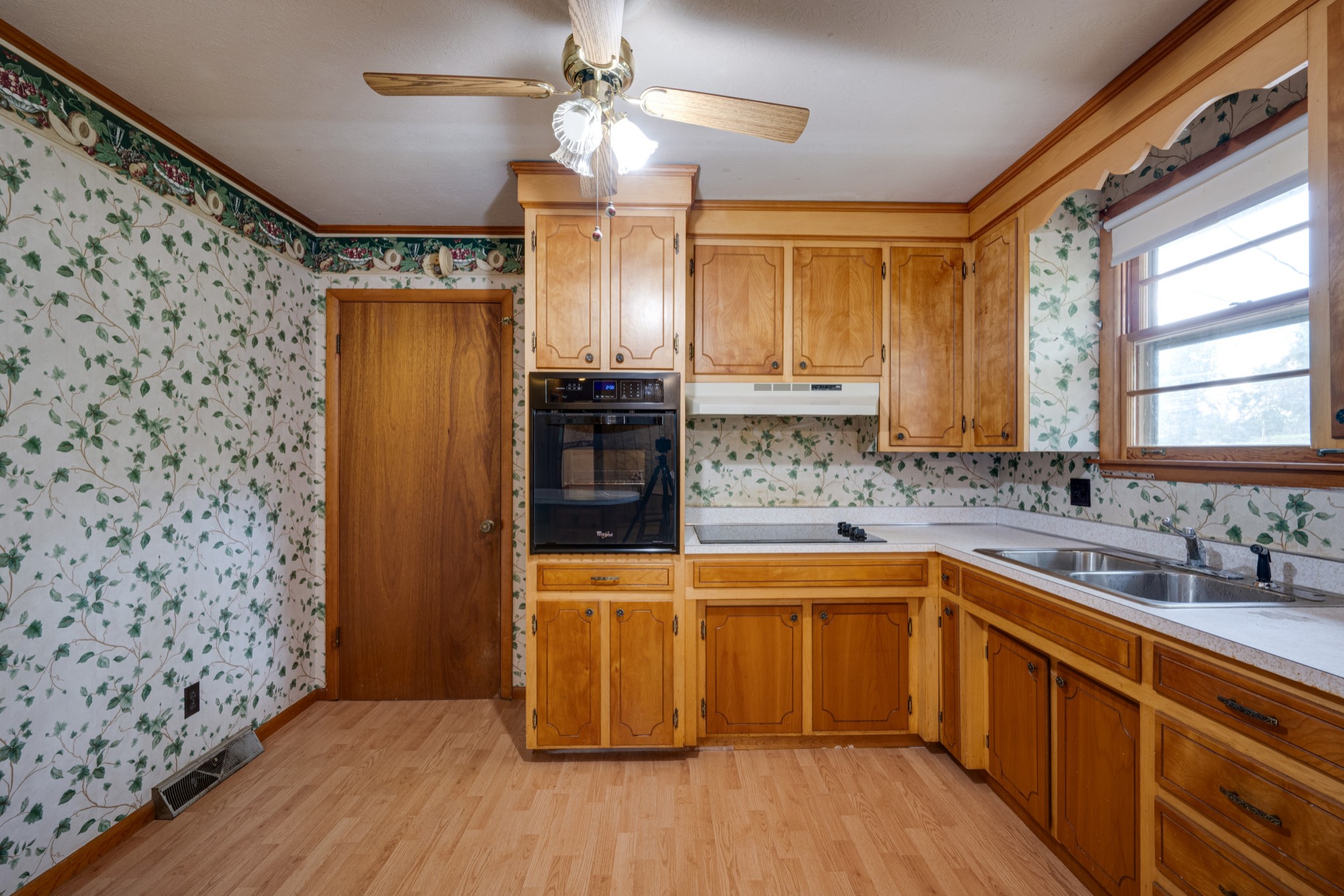 206 Sunset Rd