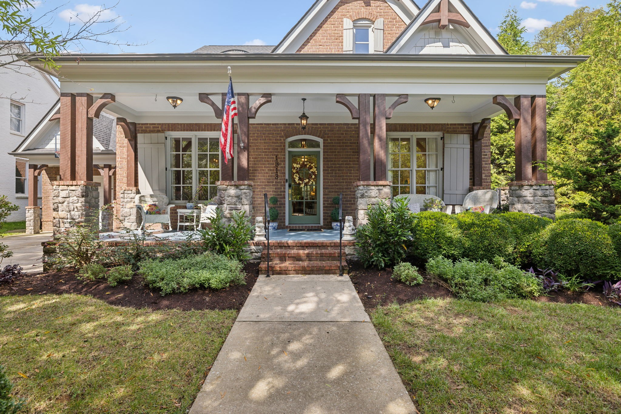 1313 Jewell Ave