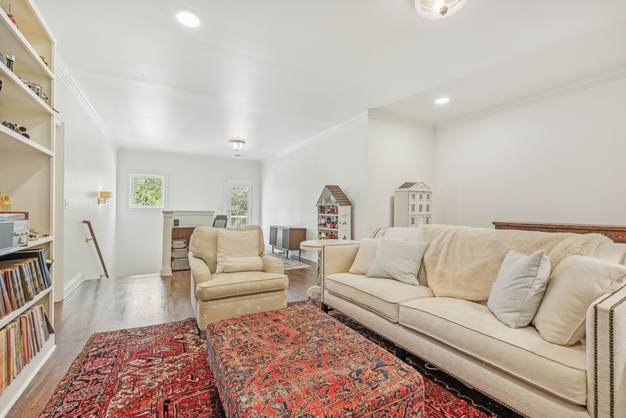 1313 Jewell Ave