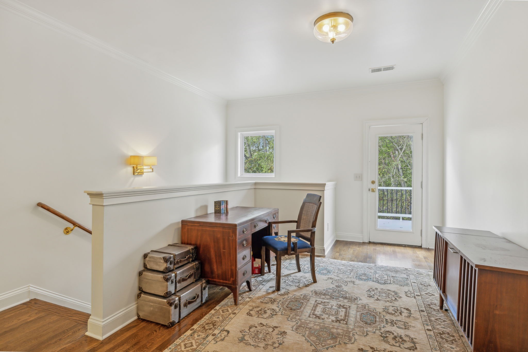 1313 Jewell Ave
