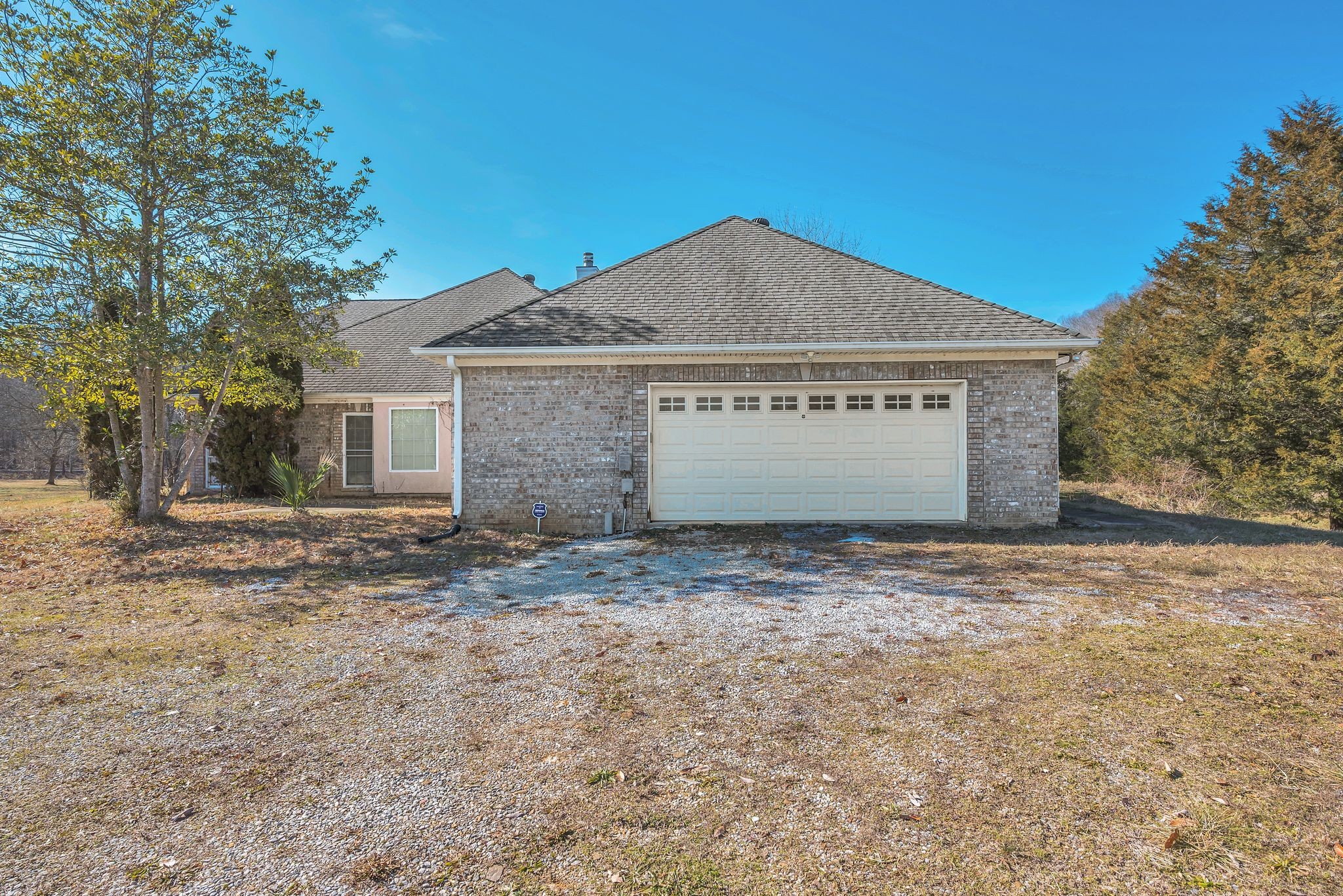 5322 Huffman Road