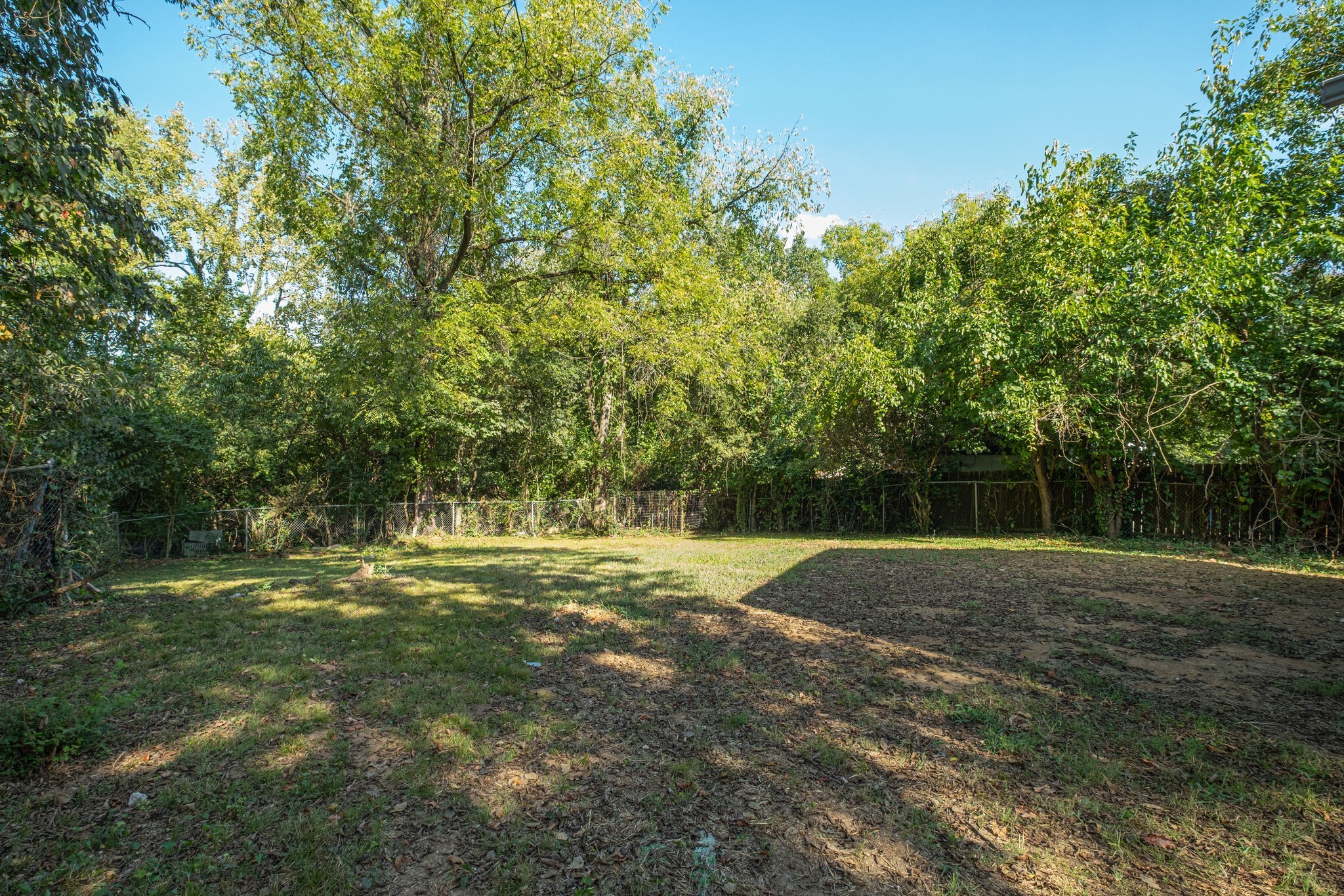 2219 Fernwood Dr