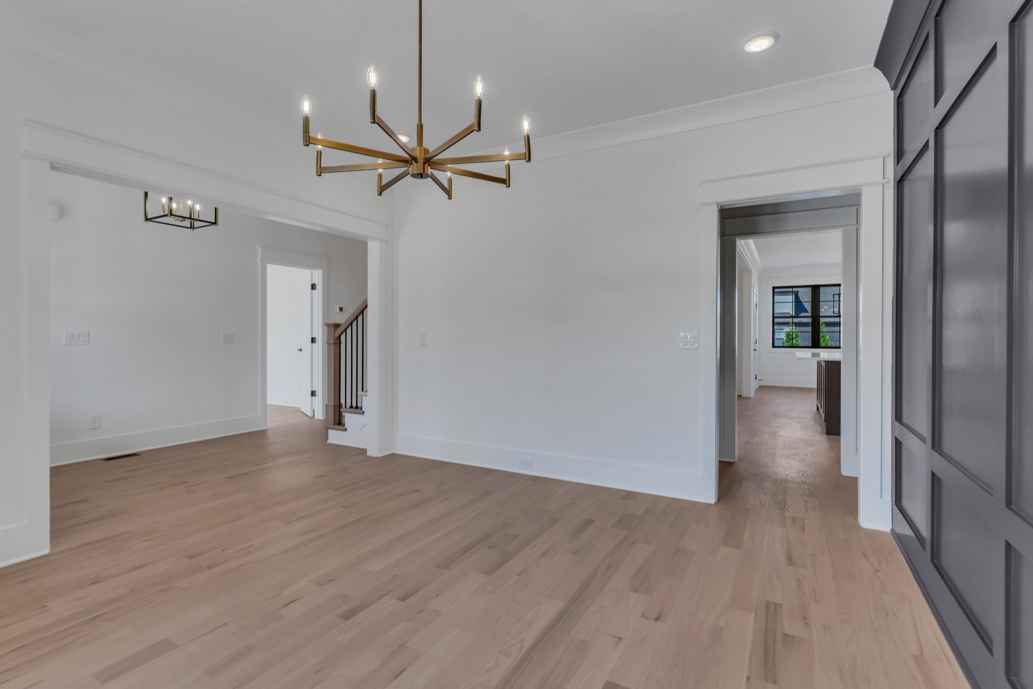 2714 Congress Dr