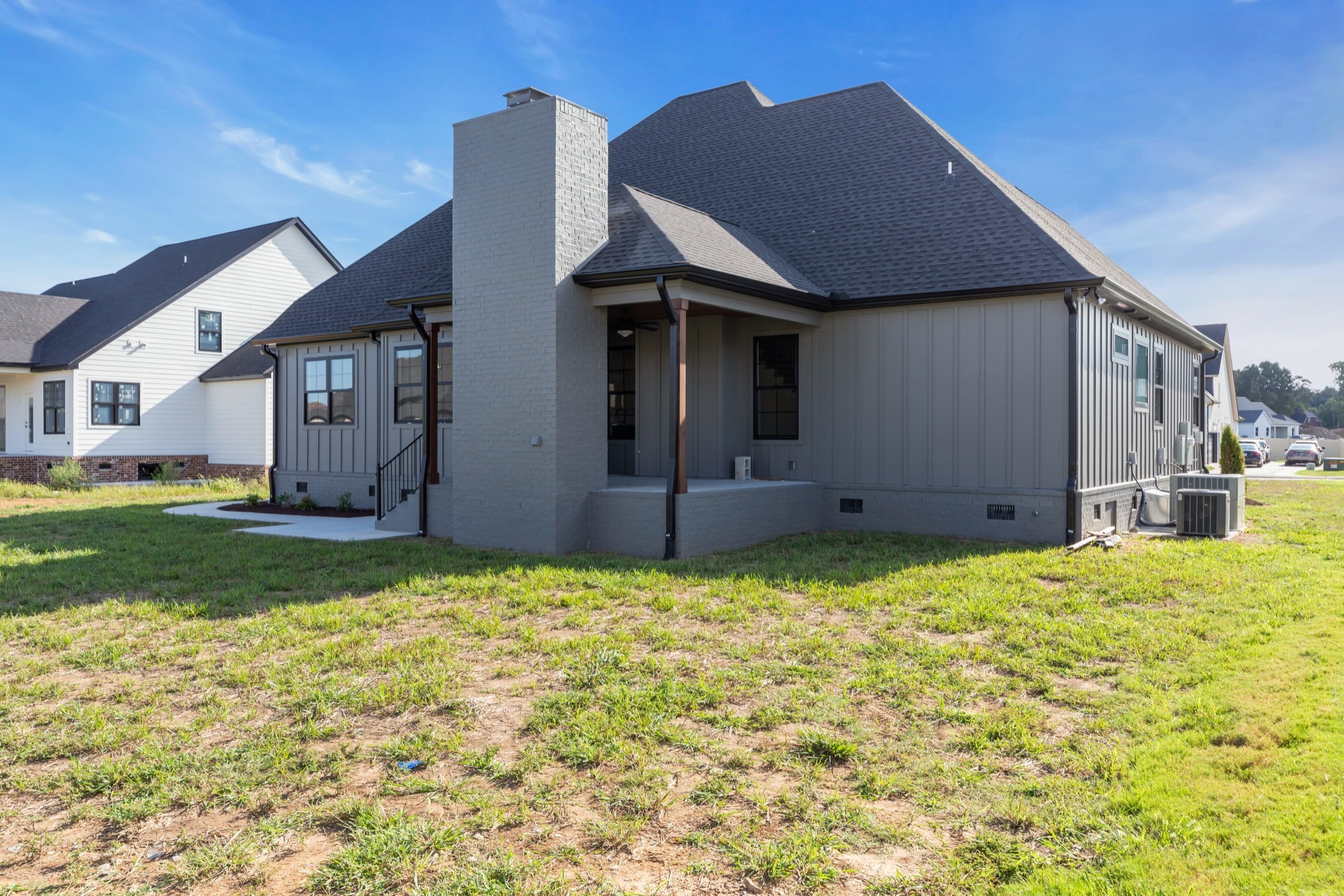 2714 Congress Dr