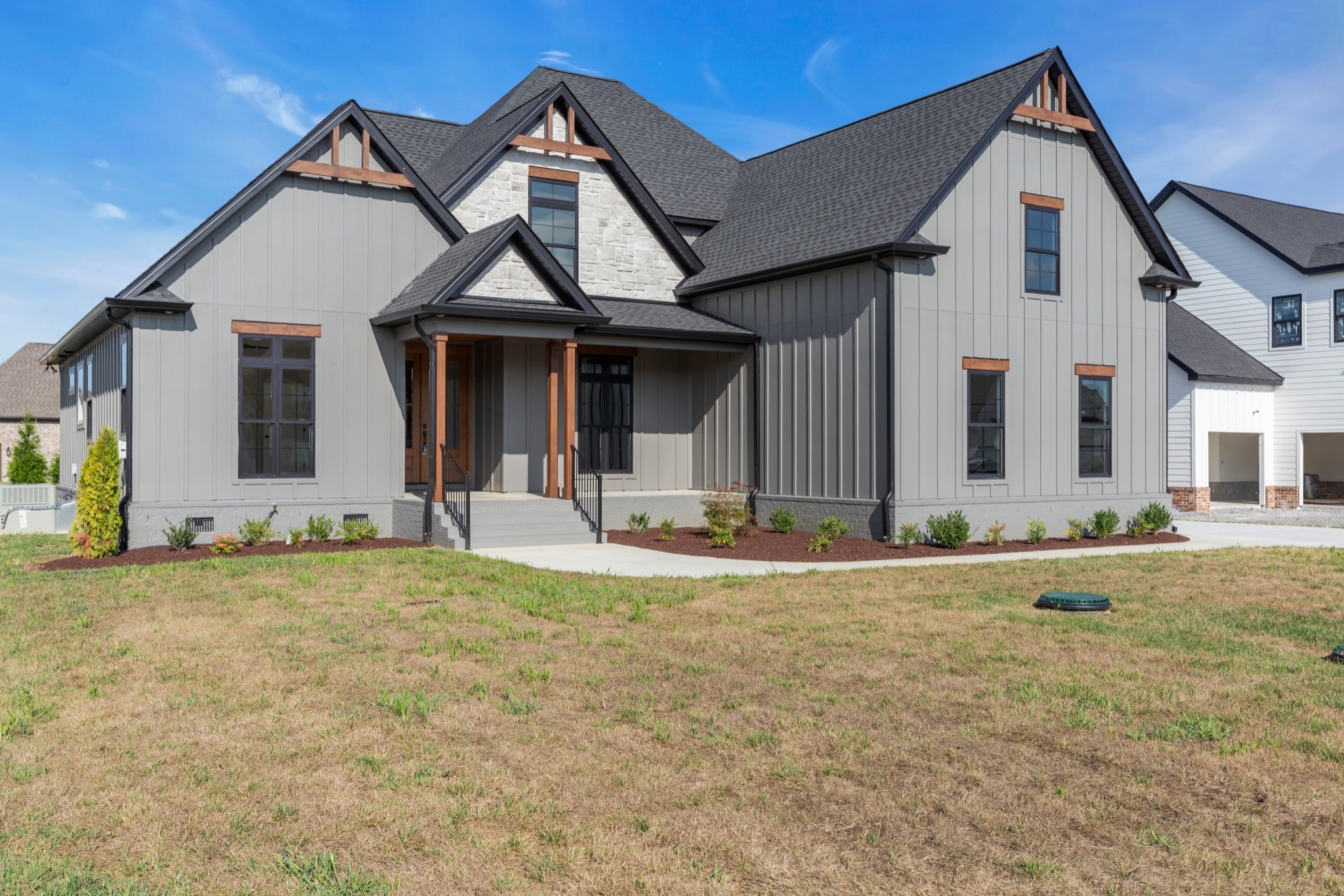 2714 Congress Dr