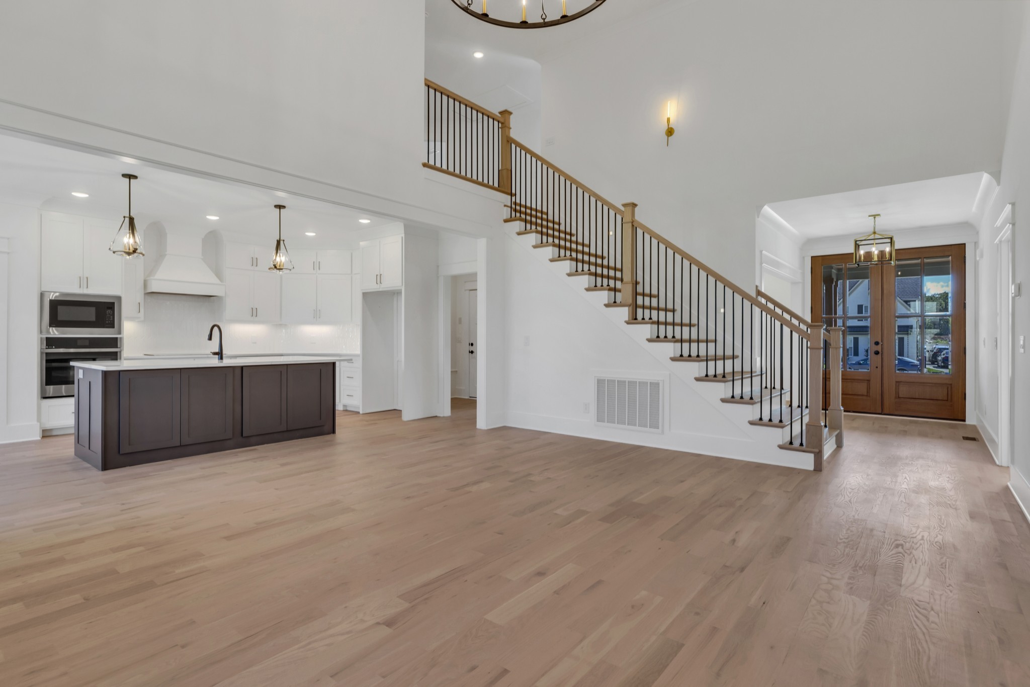 2714 Congress Dr