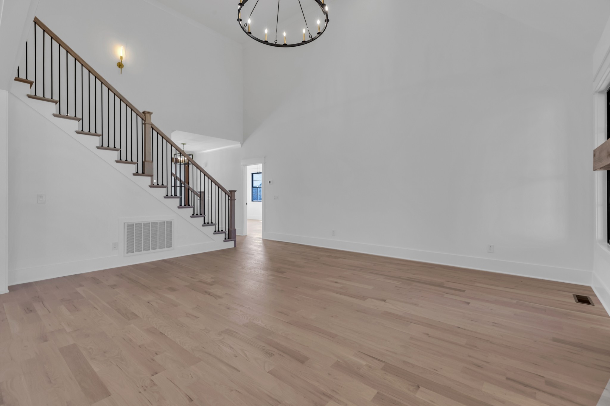 2714 Congress Dr