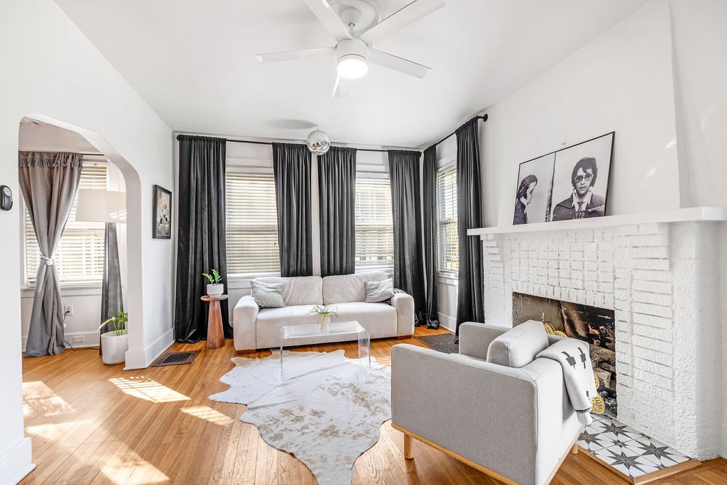 1134 Howard Ave
